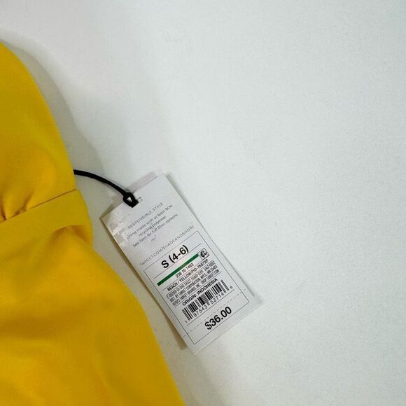 Shade & Shore Swim Women Small Yellow Plunge Hardware Trim Cheeky One Piece NWT - Picture 4 of 10